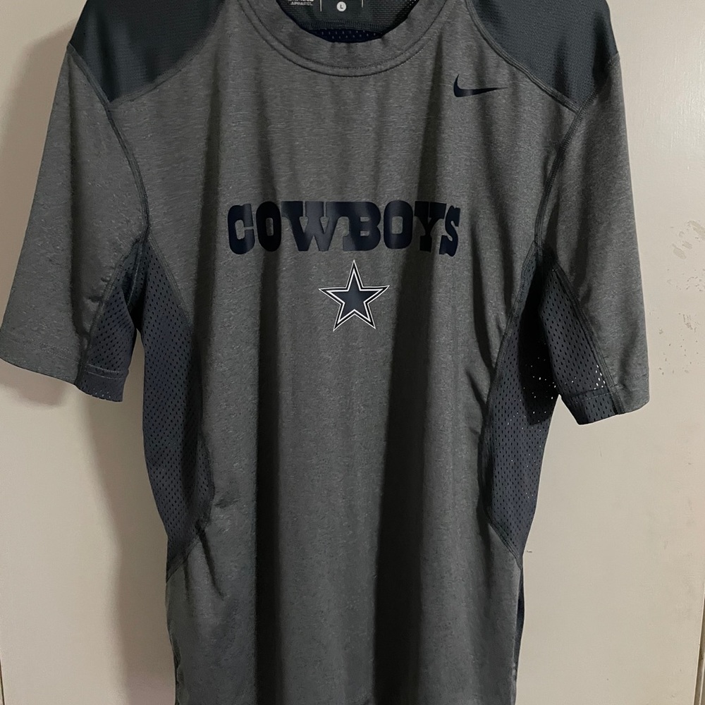 Dallas cowboys on field Nike shirt